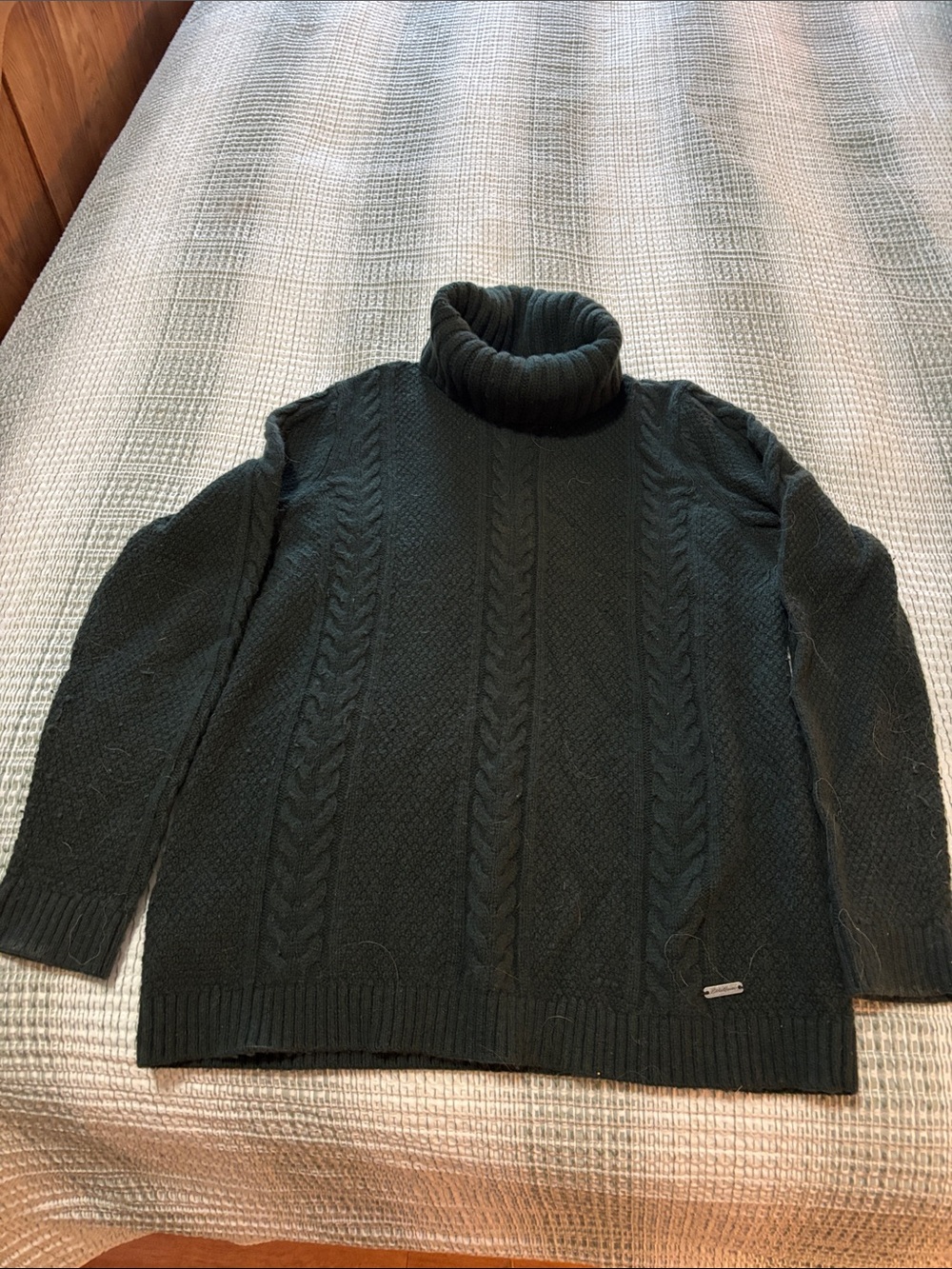 Eddie Bauer Dark Green Cable Knit Turtleneck Sweater